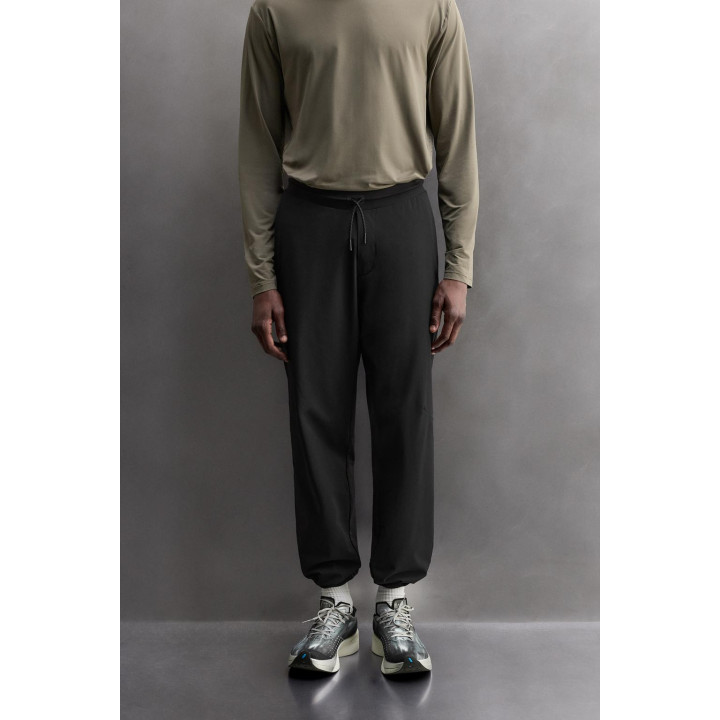 ТЕХНИЧНЫЕ БРЮКИ ДЛЯ ТРЕНИРОВОК