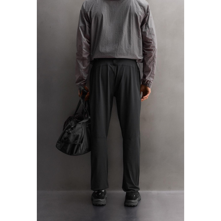 ТЕХНИЧНЫЕ БРЮКИ ДЛЯ ТРЕНИРОВОК