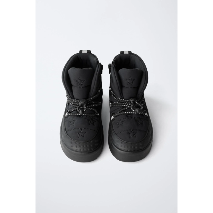 СНЕЖНЫЕ БОТИНКИ С ВОДООТТАЛКИВАЮЩИМ ПОКРЫТИЕМ