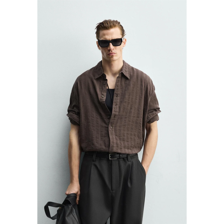 РУБАШКА ИЗ РЕЛЬЕФНОЙ ТКАНИ В КЛЕТКУ