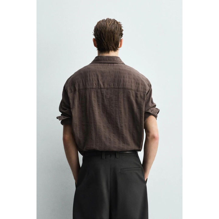 РУБАШКА ИЗ РЕЛЬЕФНОЙ ТКАНИ В КЛЕТКУ