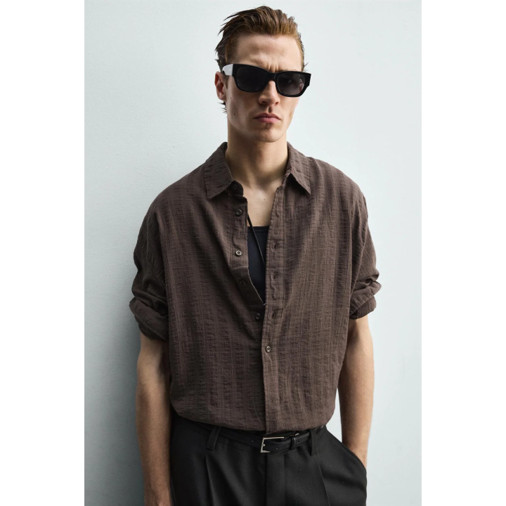 РУБАШКА ИЗ РЕЛЬЕФНОЙ ТКАНИ В КЛЕТКУ