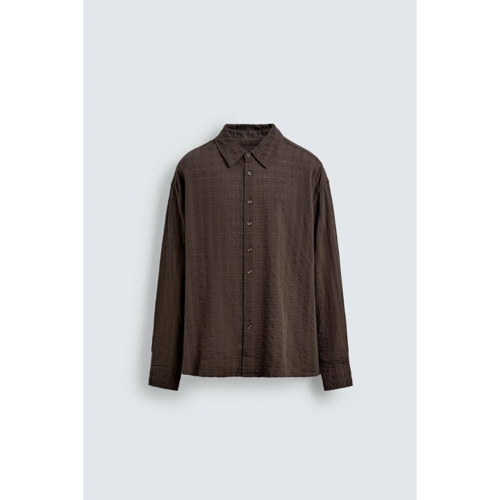 РУБАШКА ИЗ РЕЛЬЕФНОЙ ТКАНИ В КЛЕТКУ