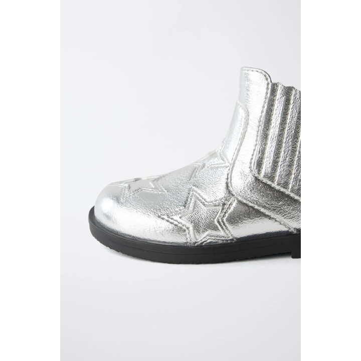 БОТИНКИ СО ЗВЕЗДАМИ