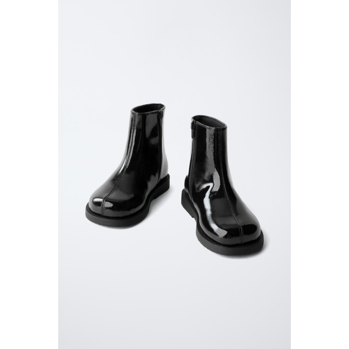 ЛАКИРОВАННЫЕ БОТИНКИ