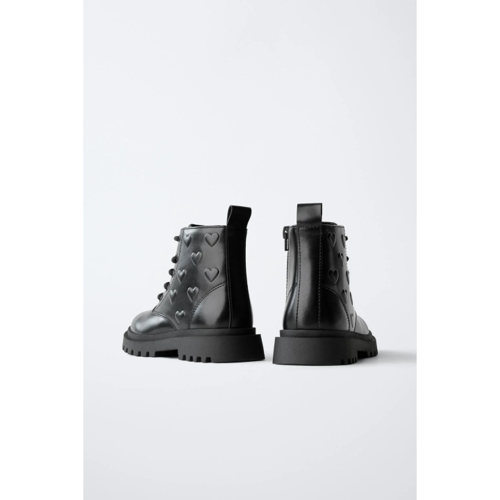 HEART BOOTS