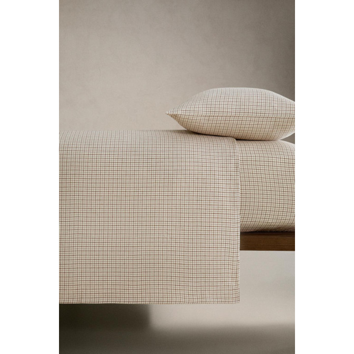 Плед из фланели в клетку