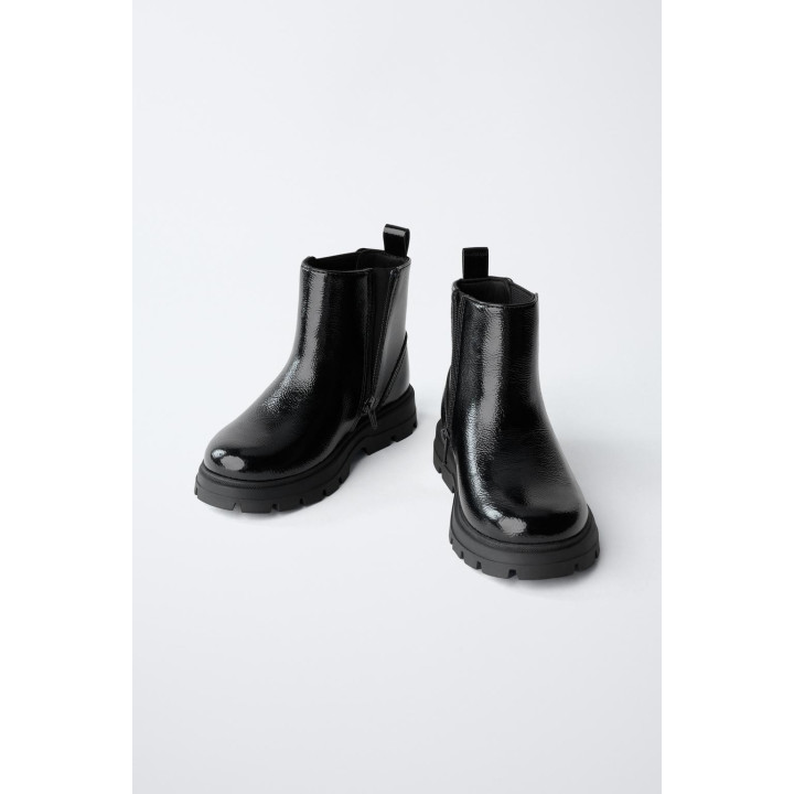 БОТИНКИ С ЭЛАСТИЧНОЙ ВСТАВКОЙ