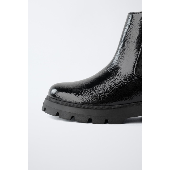 БОТИНКИ С ЭЛАСТИЧНОЙ ВСТАВКОЙ