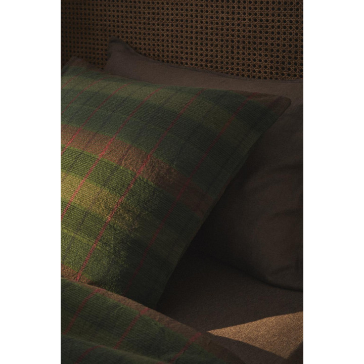 Рождественская наволочка из хлопка в тартановом дизайне