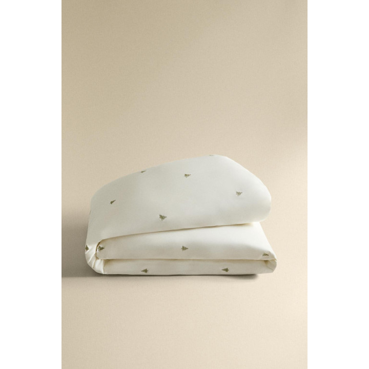 Покрывало из сатина с вышивкой рождественских елок