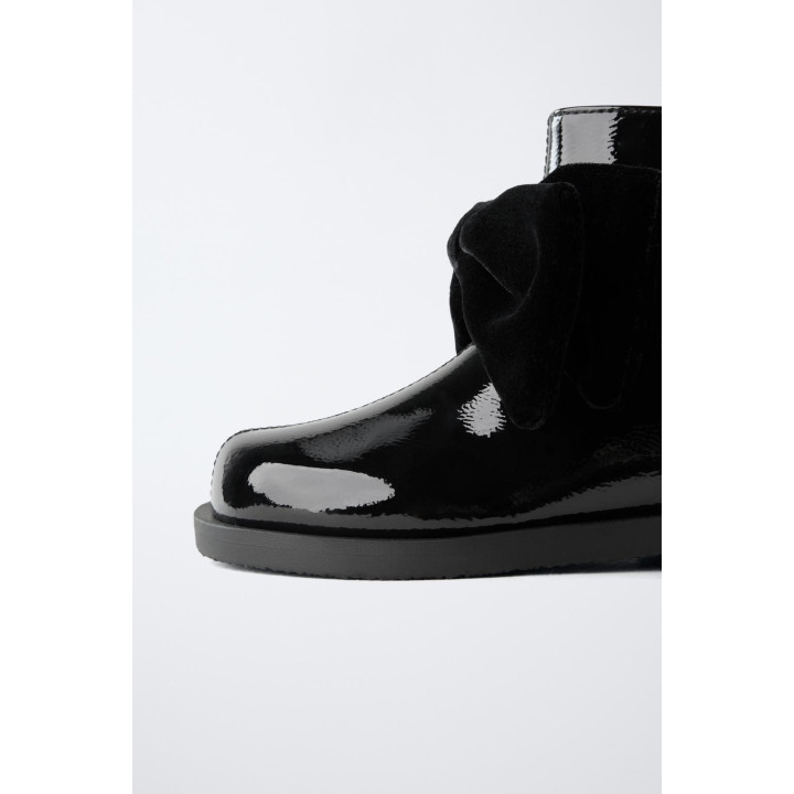 ЛАКИРОВАННЫЕ БОТИНКИ С БАНТОМ