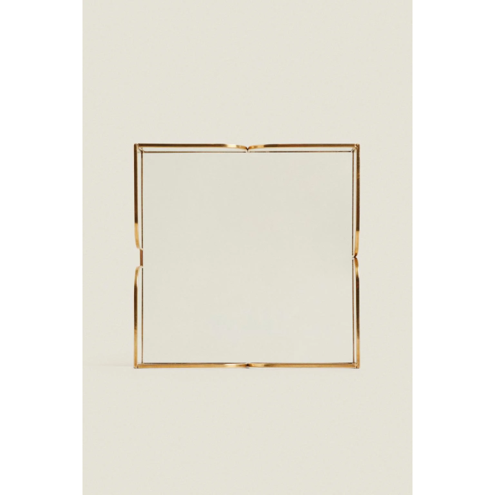 СТЕКЛЯННАЯ ПОДСТАВКА ДЛЯ САЛФЕТОК С МЕТАЛЛИЧЕСКОЙ ОТДЕЛКОЙ