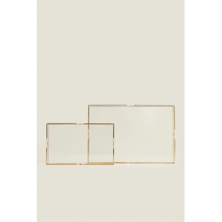 СТЕКЛЯННЫЙ И МЕТАЛЛИЧЕСКИЙ ПОДНОС