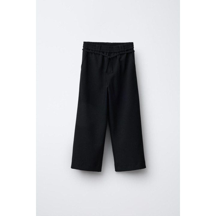 Базовые широкие брюки в стиле костюма с поясом