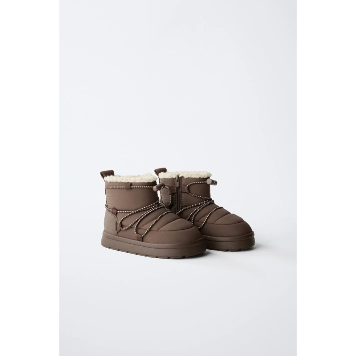 Ботинки из водоотталкивающего нейлона