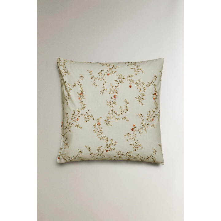 Наволочка с принтом листьев