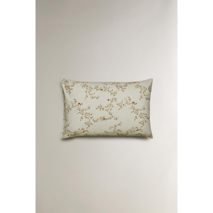 Наволочка с принтом листьев