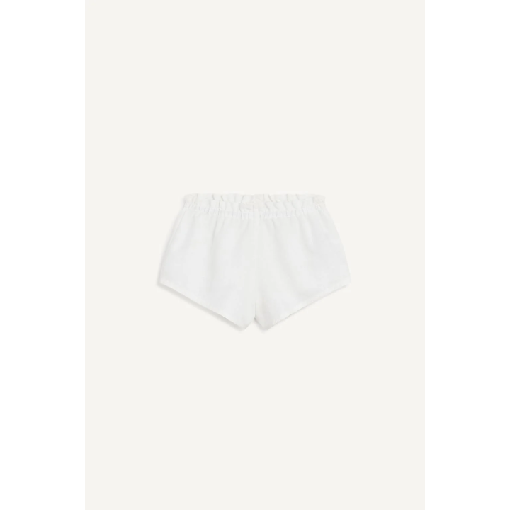 Белые шорты