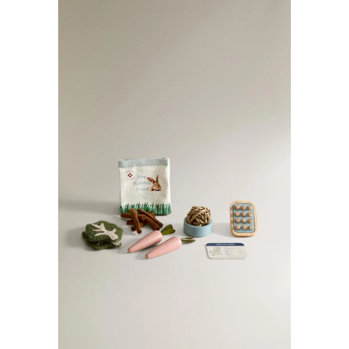 Набор игрушек для кормления кролика