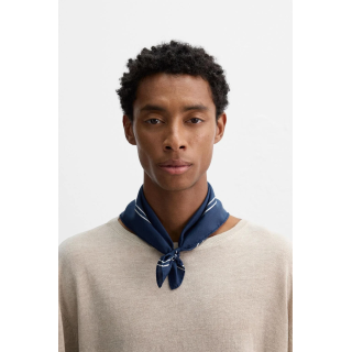 Шелковая бандана