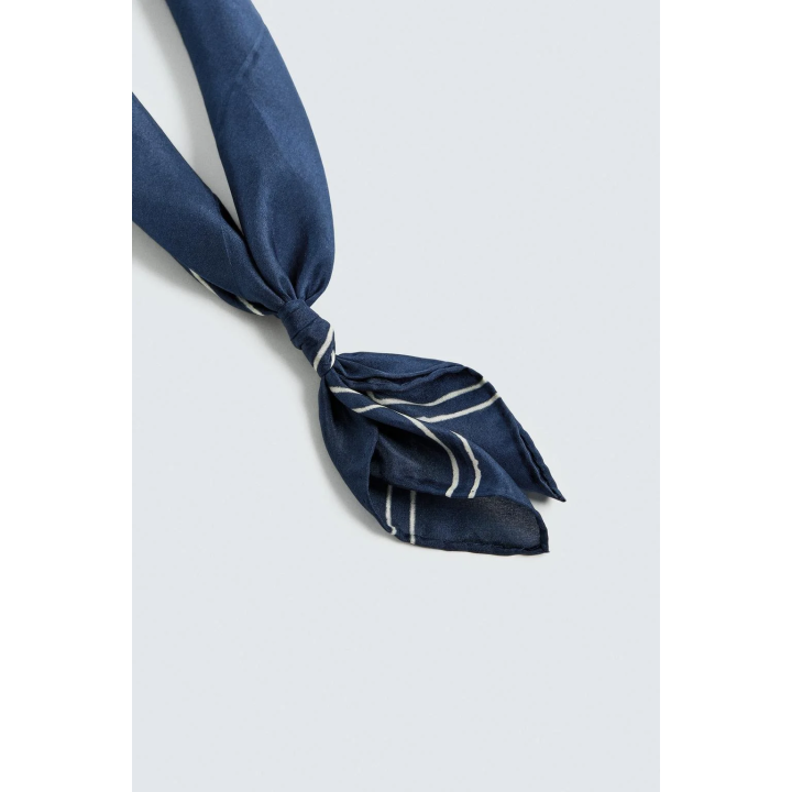 Шелковая бандана