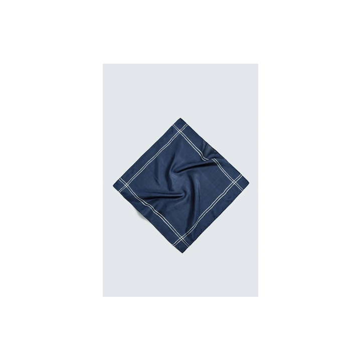 Шелковая бандана