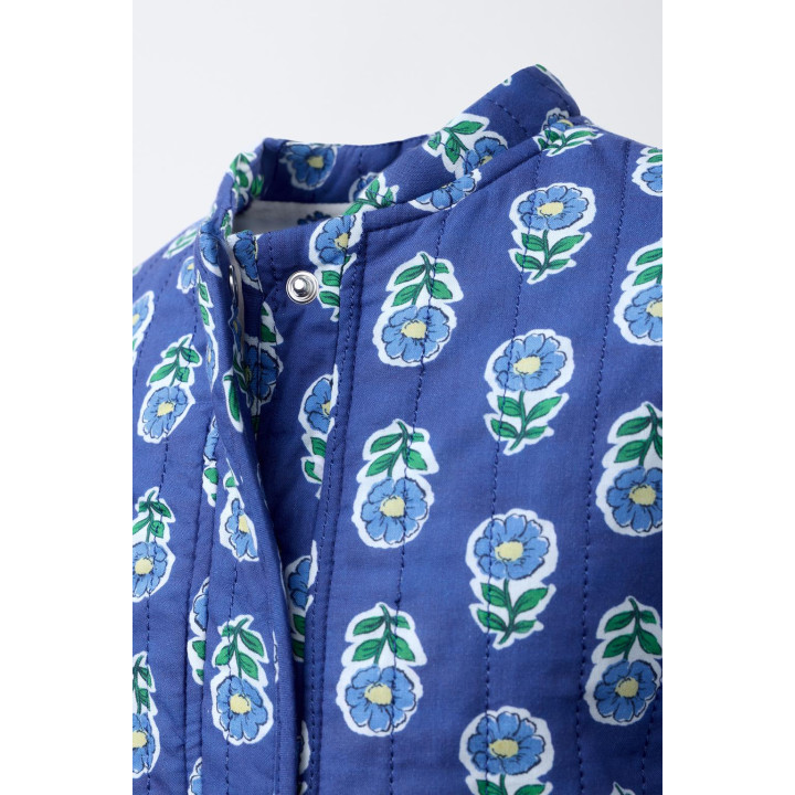СТЕГАНАЯ КУРТКА С ЦВЕТОЧНЫМ ПРИНТОМ