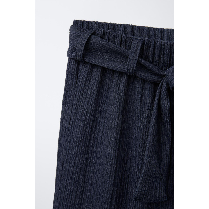 БРЮКИ ИЗ РЕЛЬЕФНОЙ ТКАНИ С ПОЯСОМ