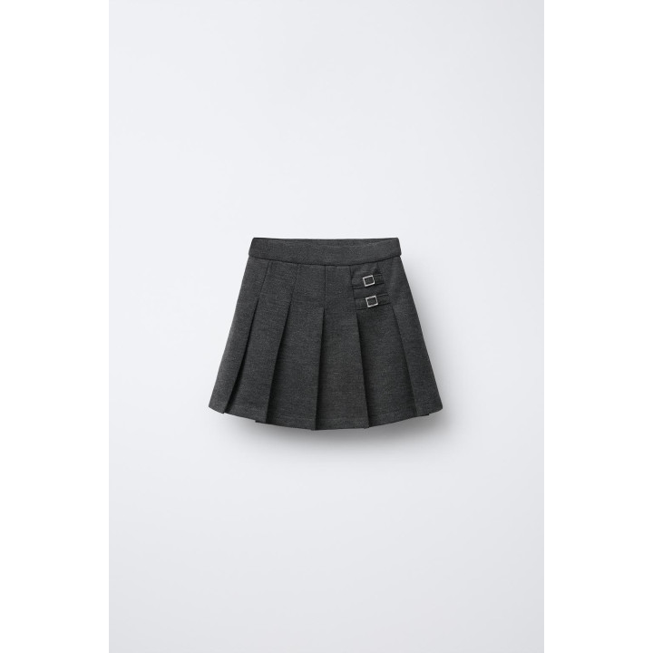 ЮБКА В СКЛАДКУ С ПРЯЖКОЙ