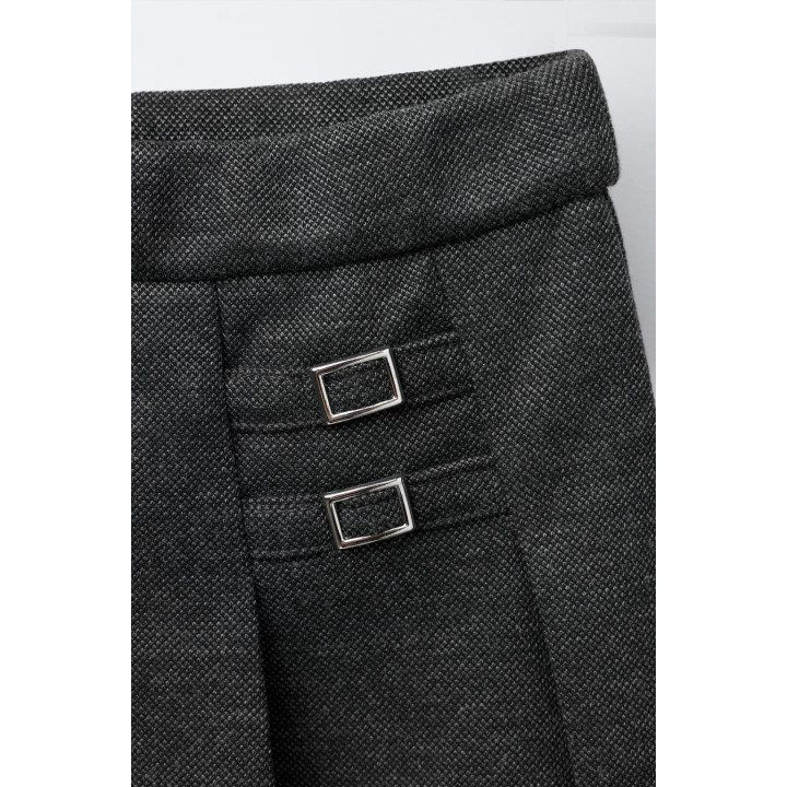 ЮБКА В СКЛАДКУ С ПРЯЖКОЙ