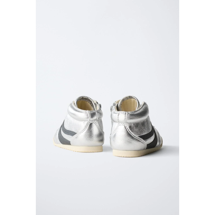 МОДНЫЕ СПОРТИВНЫЕ БОТИНКИ