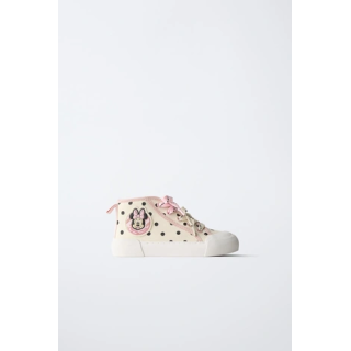 ВЫСОКИЕ КЕДЫ С ДЕТАЛЬЮ «МИННИ МАУС» © DISNEY