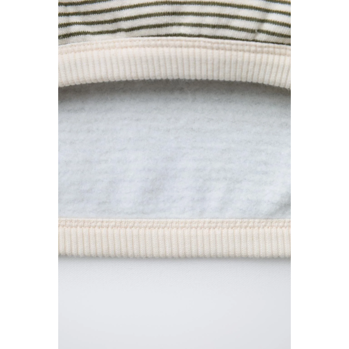 Свитшот с тонкими полосками