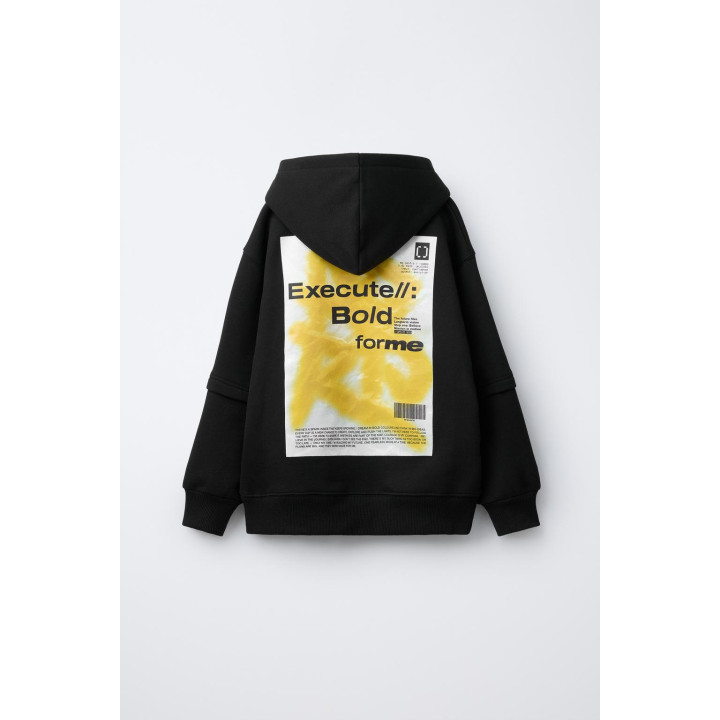 ХУДИ С ДВОЙНЫМИ РУКАВАМИ И НАДПИСЬЮ