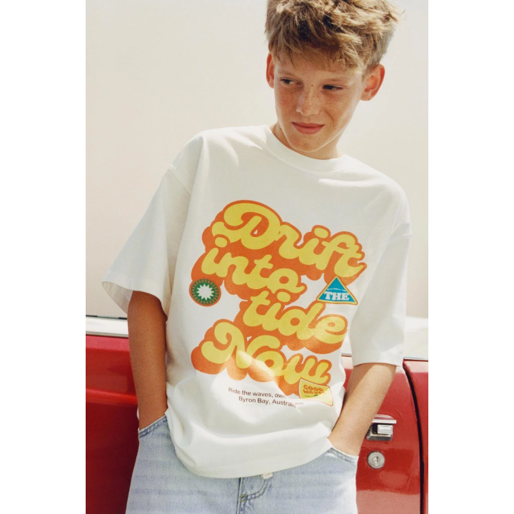 ФУТБОЛКА С НАШИВКАМИ