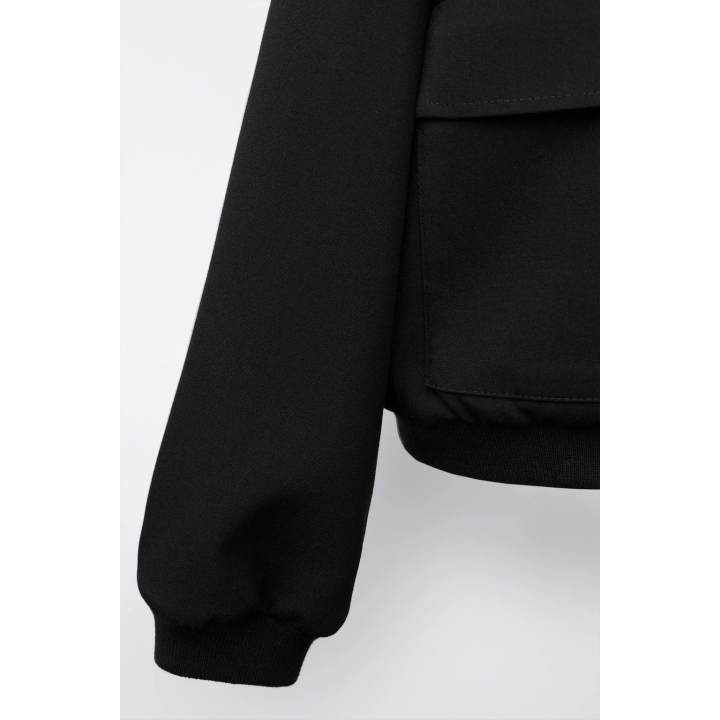 КУРТКА-БОМБЕР С КАРМАНАМИ