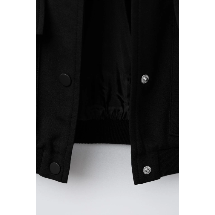 КУРТКА-БОМБЕР С КАРМАНАМИ