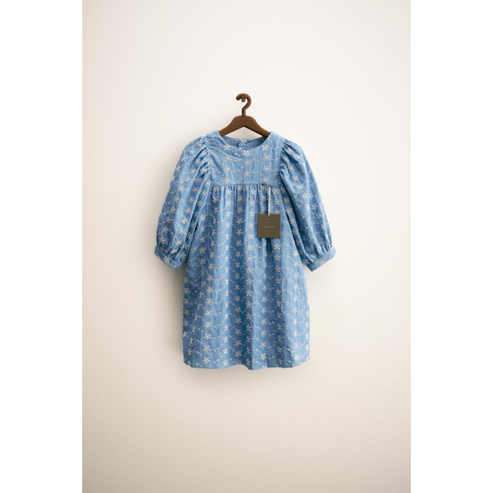 ZARA TIMELESS — ПЛАТЬЕ С ВЫШИВКОЙ В ВИДЕ ЦВЕТОВ