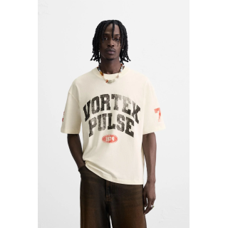 ФУТБОЛКА С ПРИНТАМИ И ЭФФЕКТОМ ПОТЕРТОСТИ