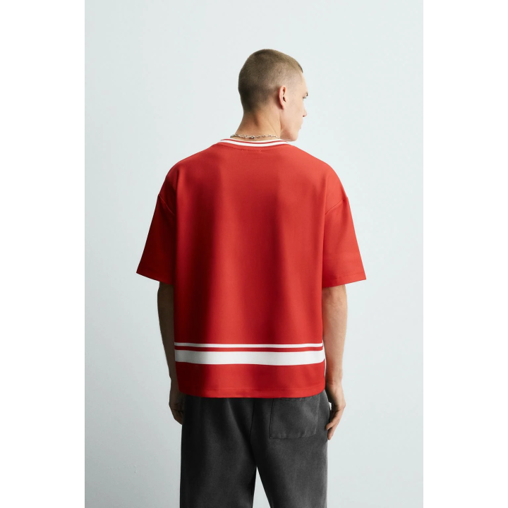 ФУТБОЛКА С РЕТРО-ПРИНТАМИ В ФУТБОЛЬНОМ СТИЛЕ