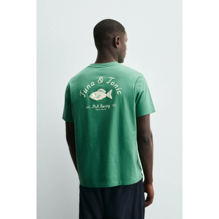 ФУТБОЛКА С ВЫШИВКОЙ В ВИДЕ РЫБЫ