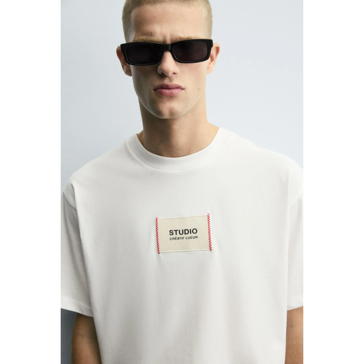 ФУТБОЛКА С ТЕКСТОВОЙ НАШИВКОЙ