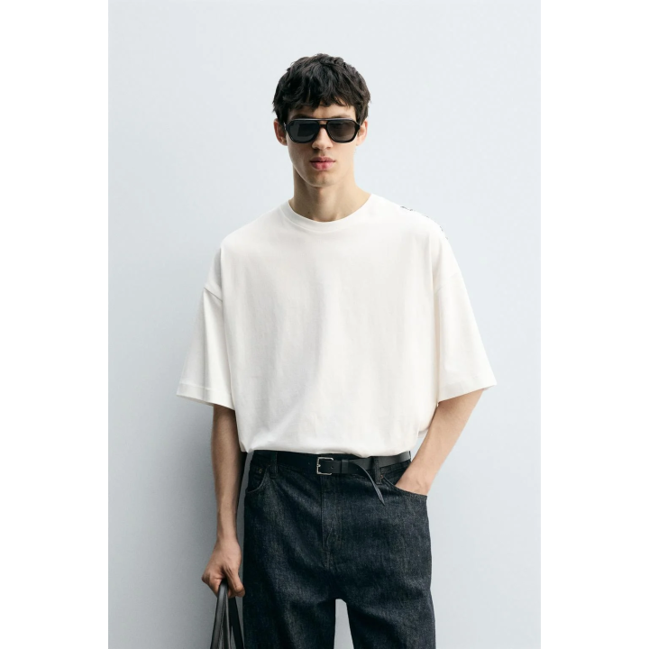 ФУТБОЛКА С АБСТРАКТНЫМ ПРИНТОМ