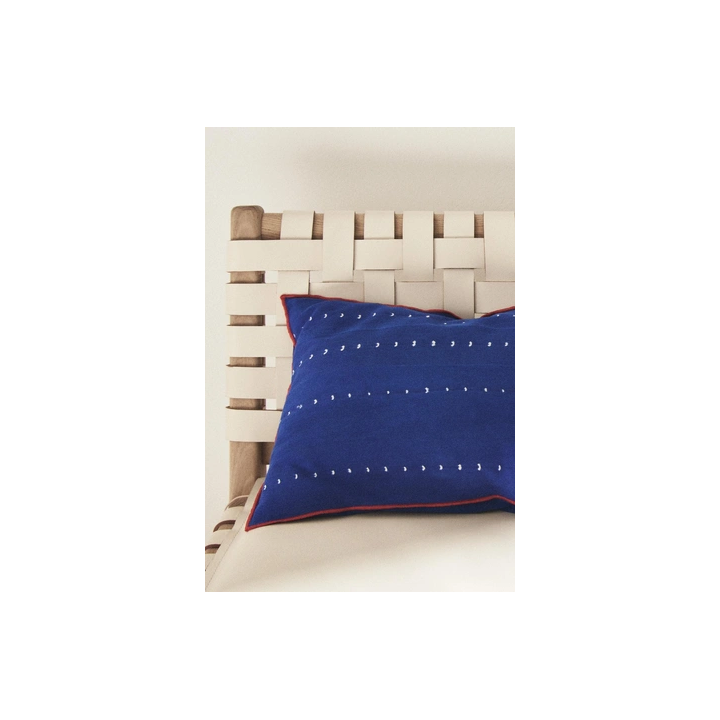 ТОЛСТОВКА С НАШИВКОЙ «МЕДВЕЖОНОК» ИЗ ИСКУССТВЕННОЙ ОВЧИНЫ