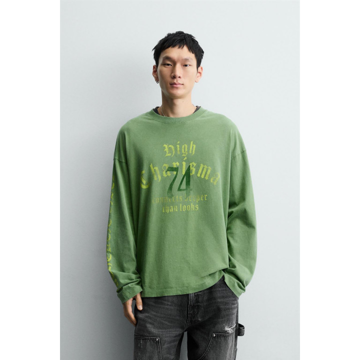 ФУТБОЛКА С НАДПИСЯМИ И ЭФФЕКТОМ ПОТЕРТОСТИ