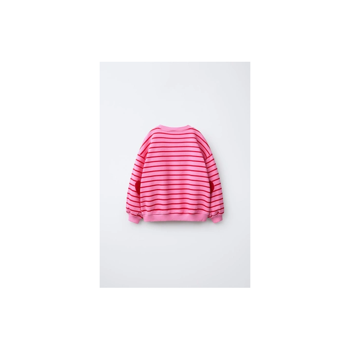 ТОЛСТОВКА В ПОЛОСКУ С СЕРДЦАМИ