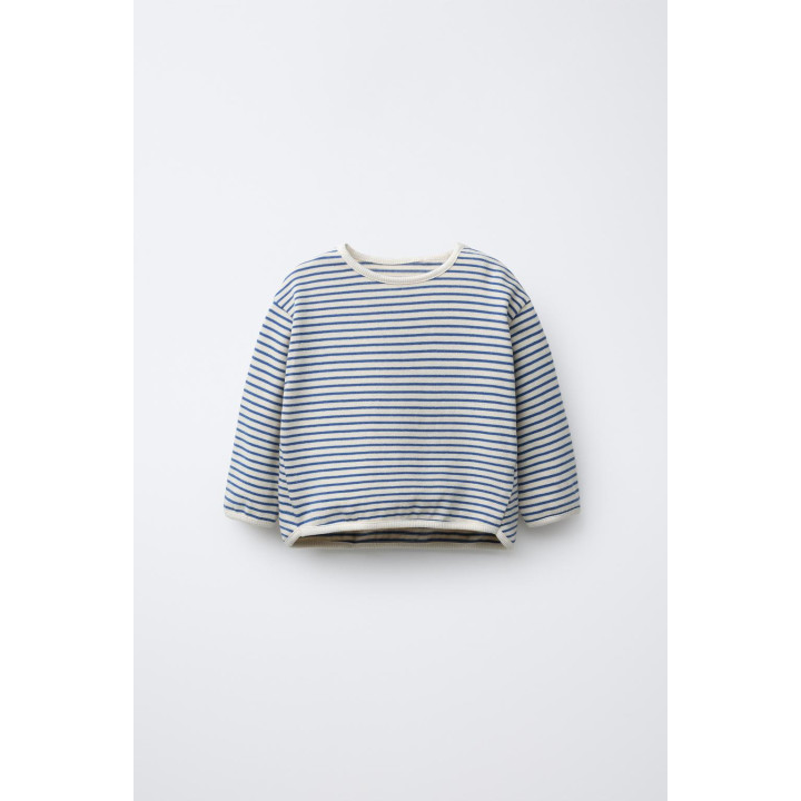 ФУТБОЛКА В ПОЛОСКУ