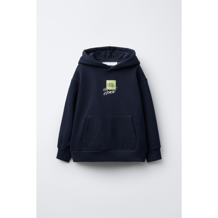 ХУДИ С КАПЮШОНОМ И ЭТИКЕТКАМИ