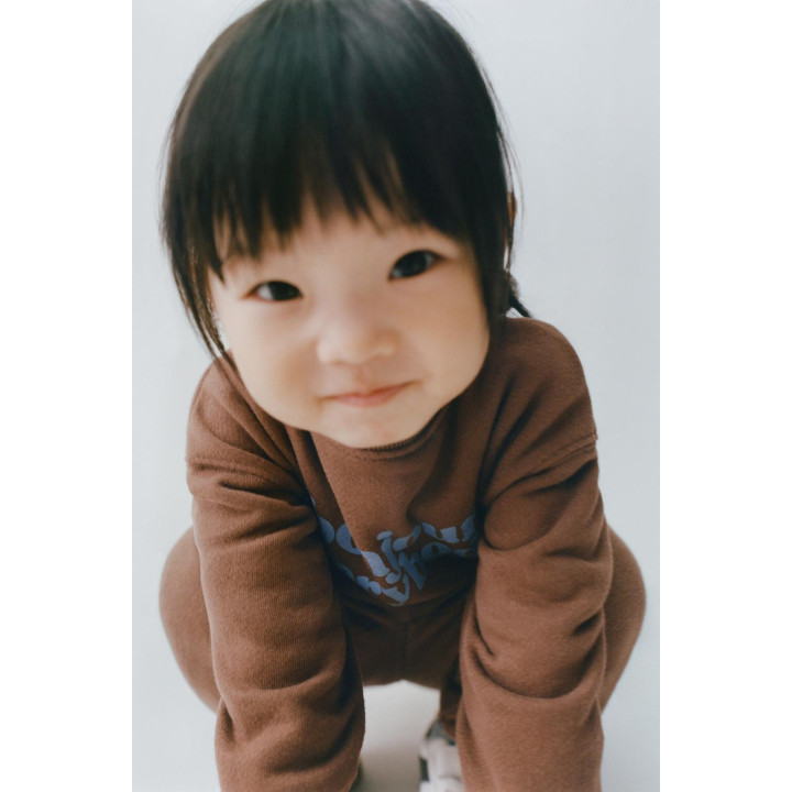 ТОЛСТОВКА С ТЕКСТОВЫМ ПРИНТОМ